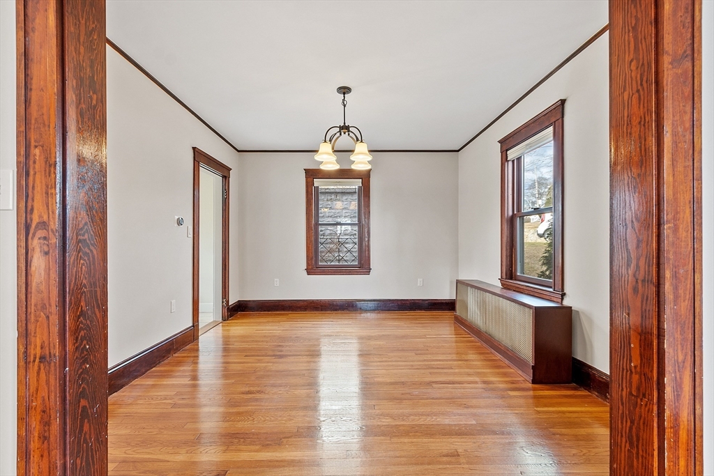 8 Elson Road Waltham, MA 02451 - Photo 9 of 36 Gallery Image 9