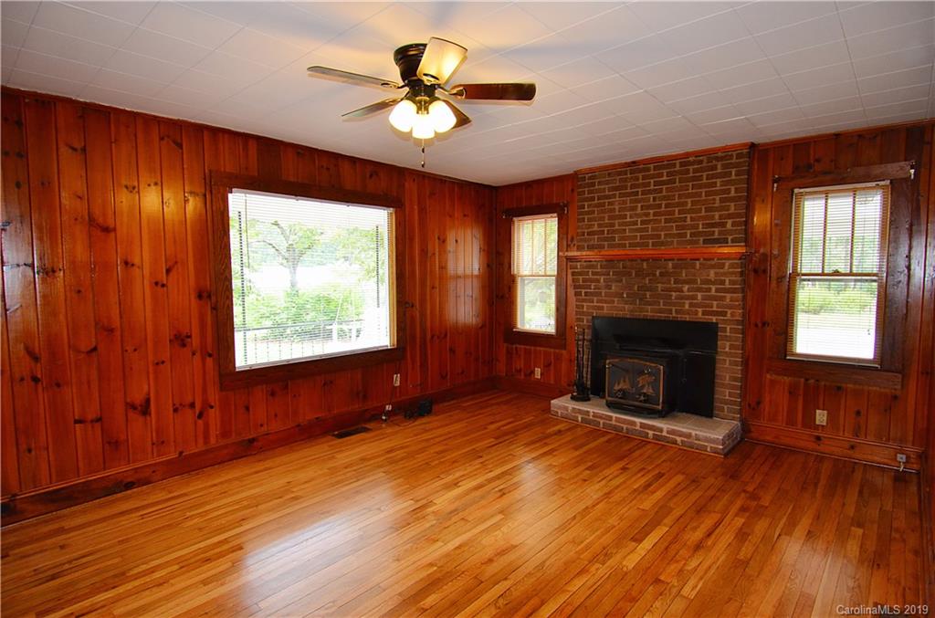 156 Wall Poole Road Marion, NC 28752 - Photo 11 of 21 Gallery Image 11