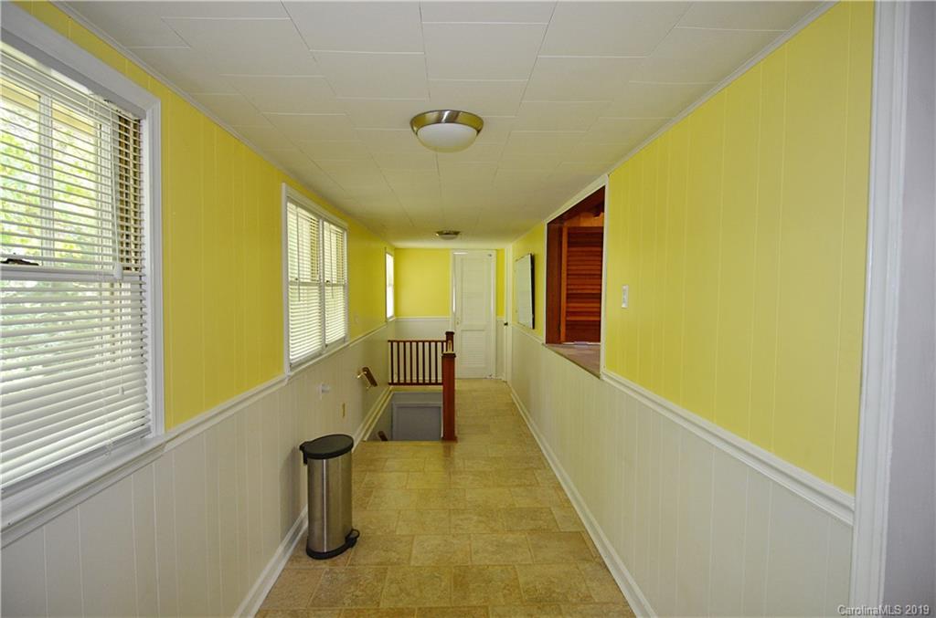156 Wall Poole Road Marion, NC 28752 - Photo 15 of 21 Gallery Image 15