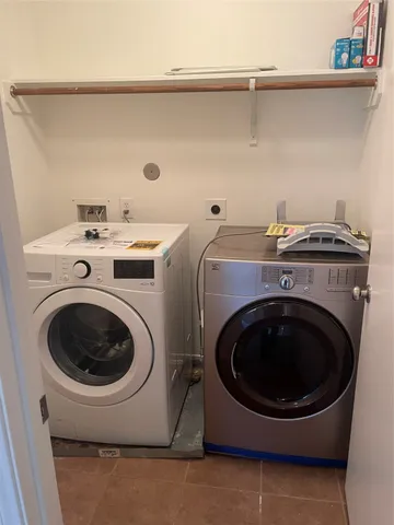 a view of a room with an empty space