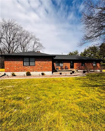 $430,000 | 26408 East 227 Street, Harrisonville, MO 64701