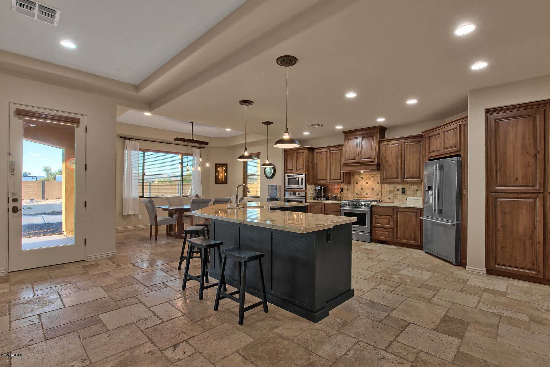 812 West Desert Ranch Road Phoenix, AZ 85086 - Photo 3 of 49 812 W Desert Ranch, Phoenix kitchen