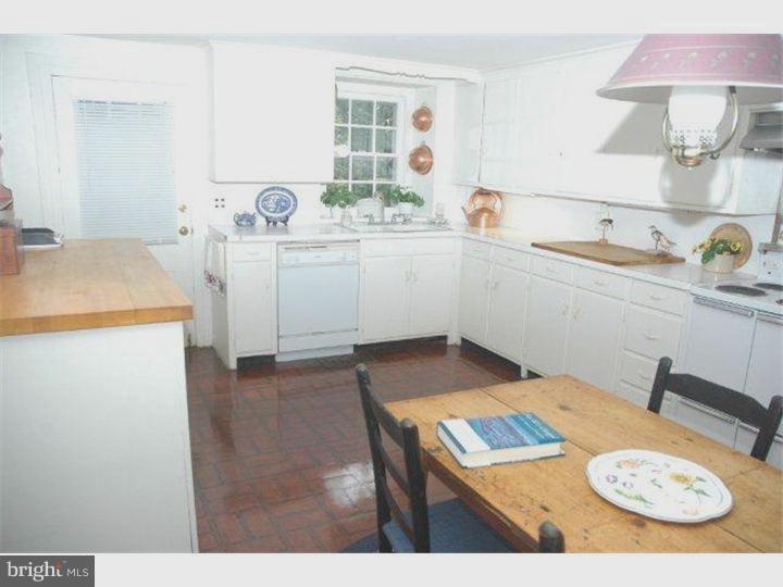 3366 Durham Road Doylestown, PA 18902 - Photo 4 of 14 Gallery Image 4