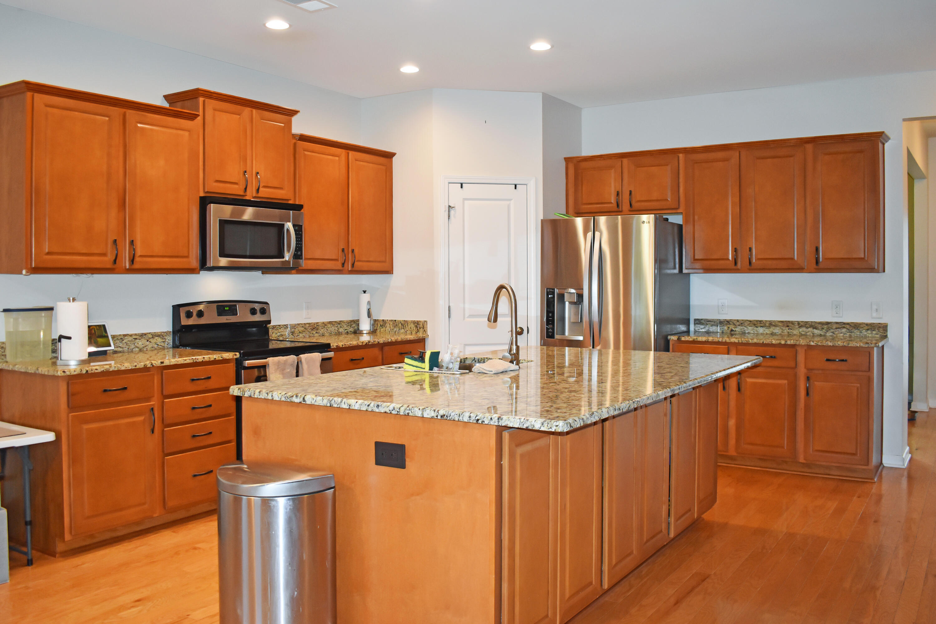 269 Decatur Drive Summerville, SC 29486 - Photo 4 of 28 kitchen