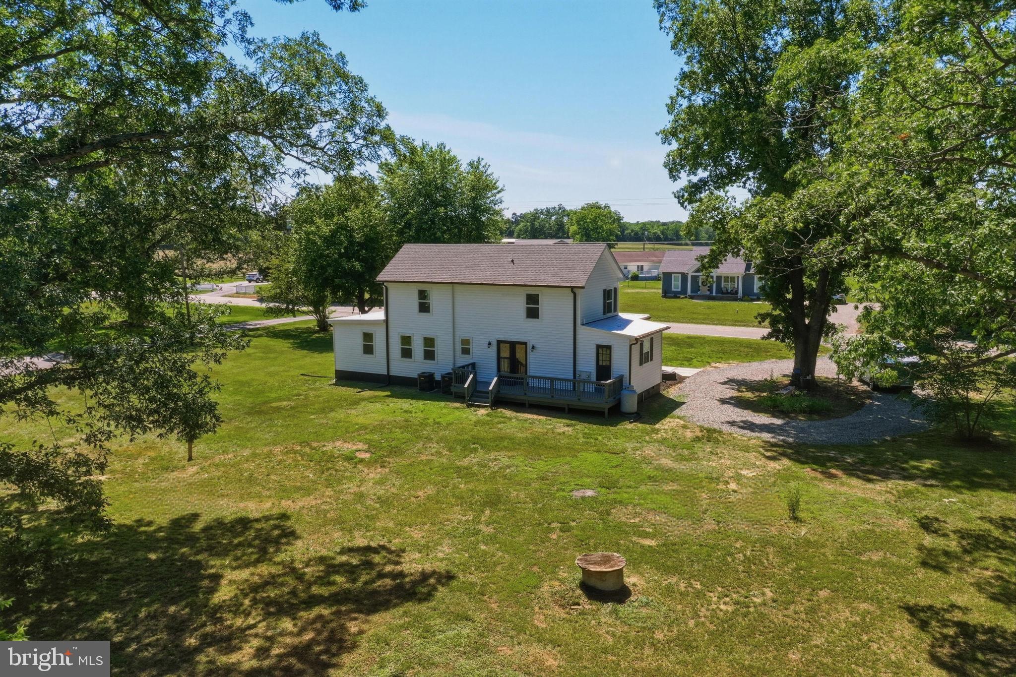 2426 Hampton Hall Road Callao, VA 22435 - Photo 6 of 41