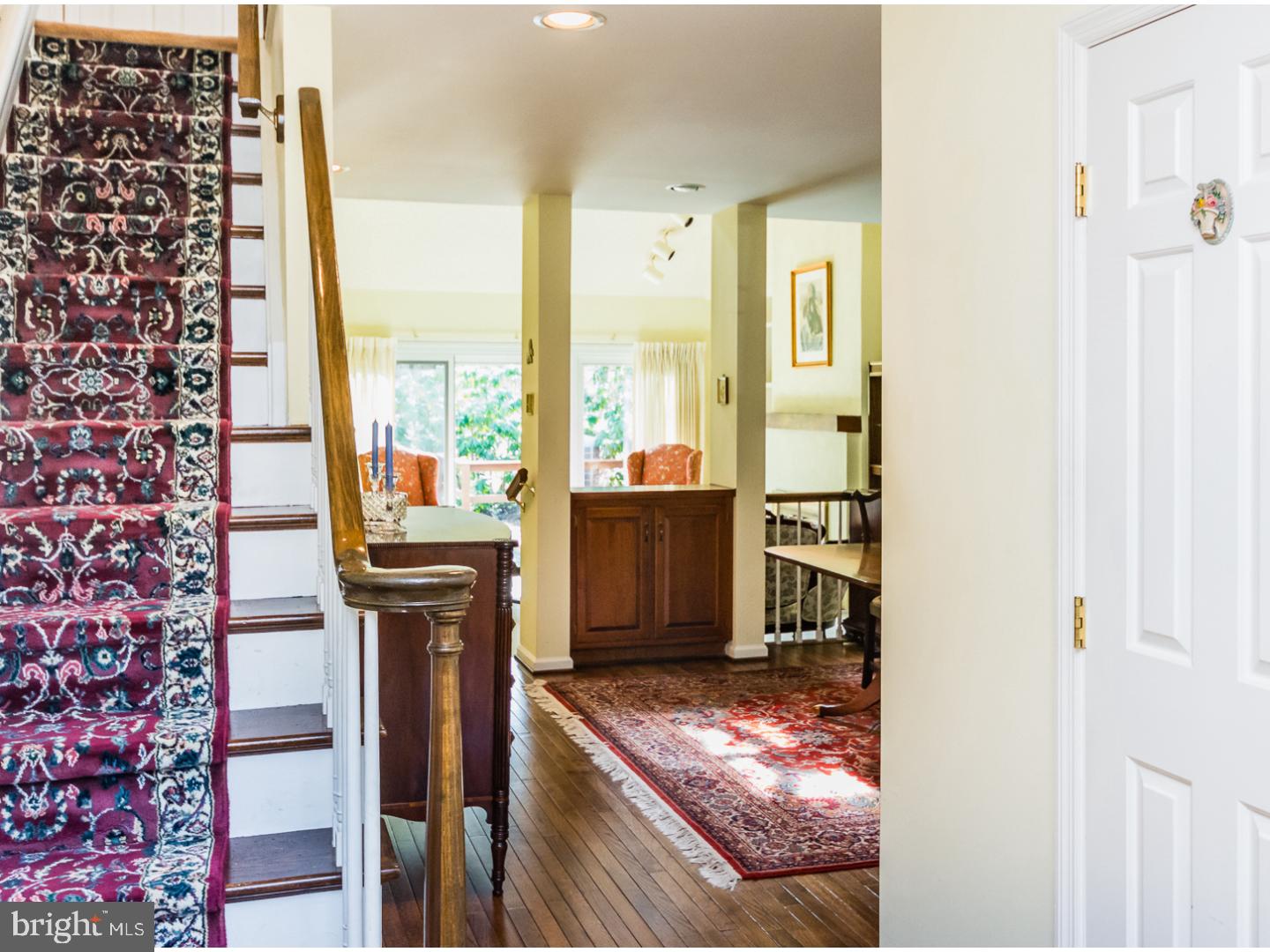 37 Wingstone Lane Devon, PA 19333 - Photo 3 of 17 Foyer