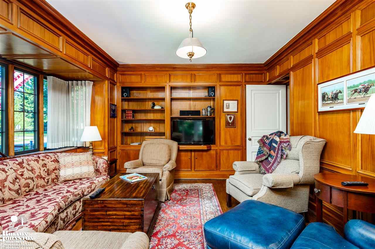 133 Merriweather Road Grosse Pointe Farms, MI 48236 - Photo 11 of 65