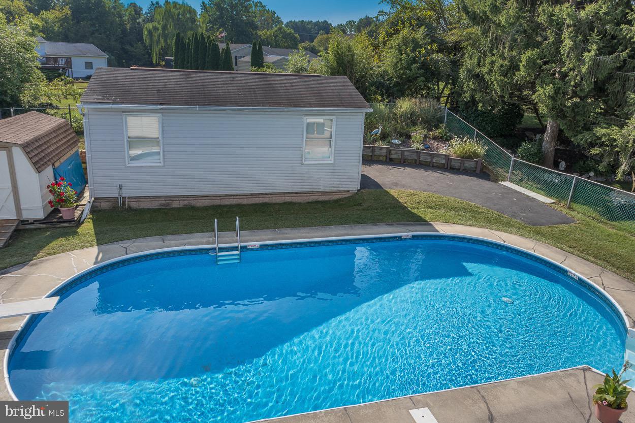 9201 Sandra Park Road Perry Hall, MD 21128 - Photo 3 of 54