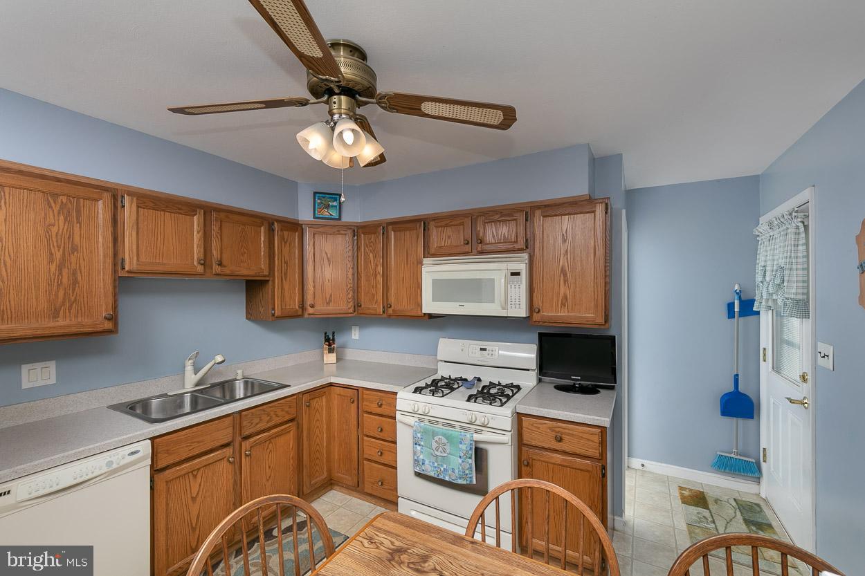 9201 Sandra Park Road Perry Hall, MD 21128 - Photo 6 of 54