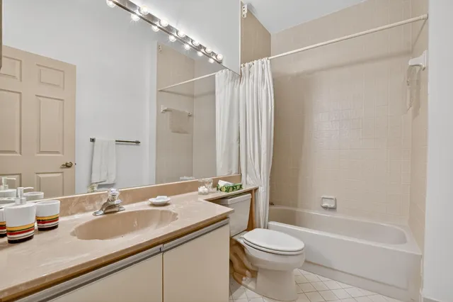 $4,500 | 7623 Cinebar Drive, Unit 30U, Boca Raton, FL 33433