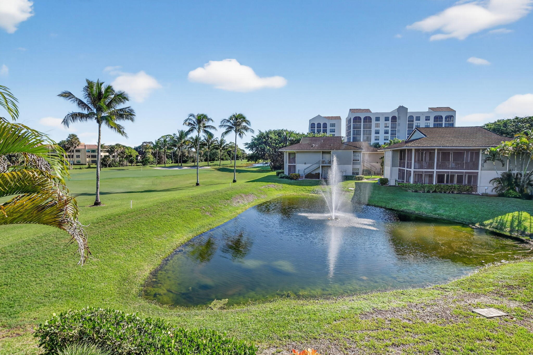 7623 Cinebar Drive, Unit 30U Boca Raton, FL 33433 - Photo 8 of 86 8-web-or-mls-DSC_3220