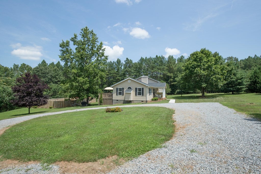 288 Sunrise Lane Rice, VA 23966 - Photo 9 of 59 Gallery Image 9