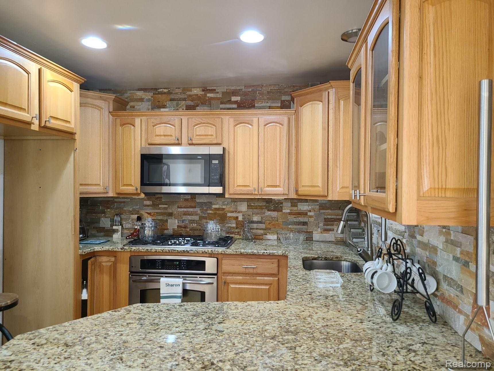 26183 Florence Street Inkster, MI 48141 - Photo 15 of 49 15.6
