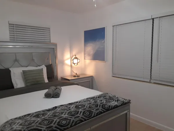 $25,000 | 101 Tacoma Lane, Palm Beach Shores, FL 33404
