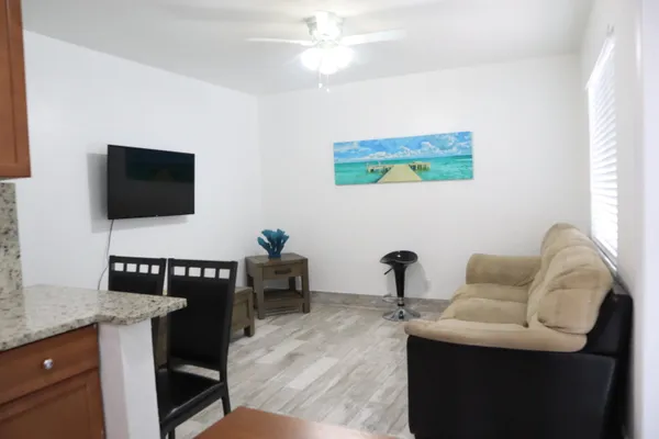 $25,000 | 101 Tacoma Lane, Palm Beach Shores, FL 33404