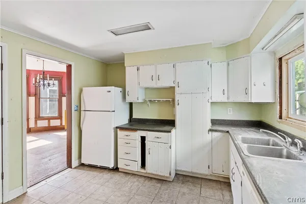 $139,900 | 80 East Utica Street, Oswego, NY 13126