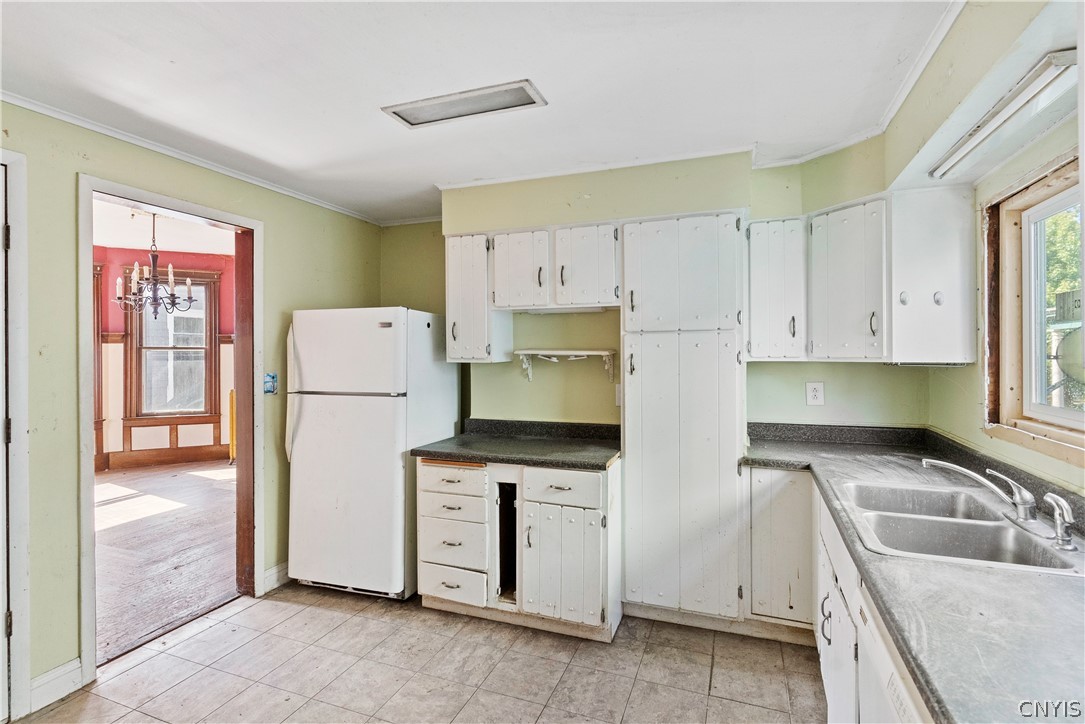 80 East Utica Street Oswego, NY 13126 - Photo 15 of 32