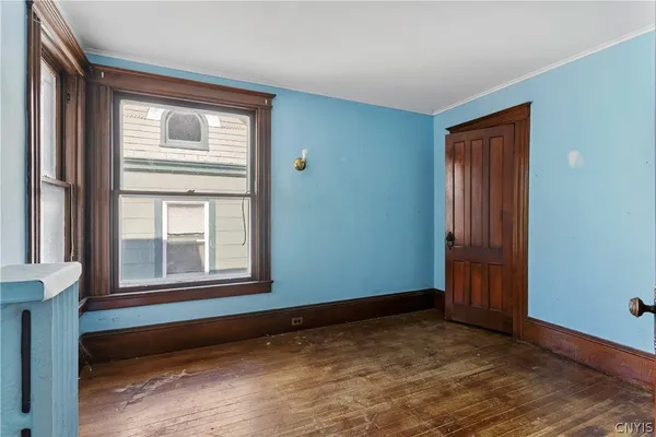 $139,900 | 80 East Utica Street, Oswego, NY 13126