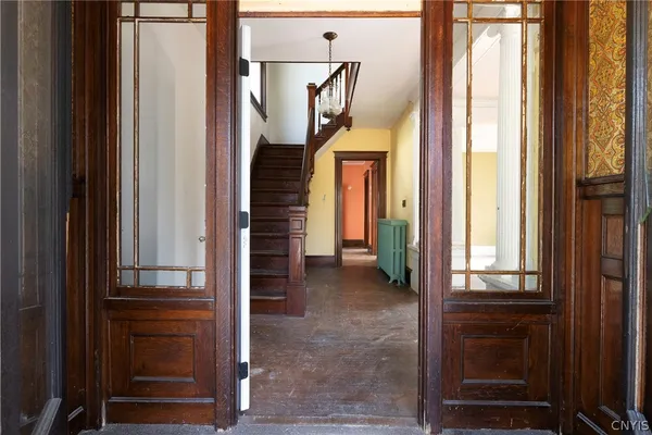 $139,900 | 80 East Utica Street, Oswego, NY 13126