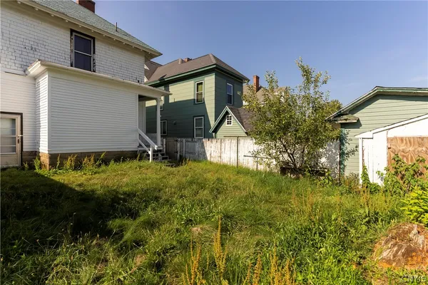 $139,900 | 80 East Utica Street, Oswego, NY 13126