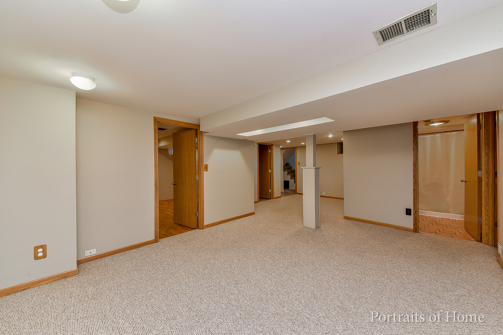 437 Austin Street Downers Grove, IL 60515 - Photo 10 of 16 a view of empty room