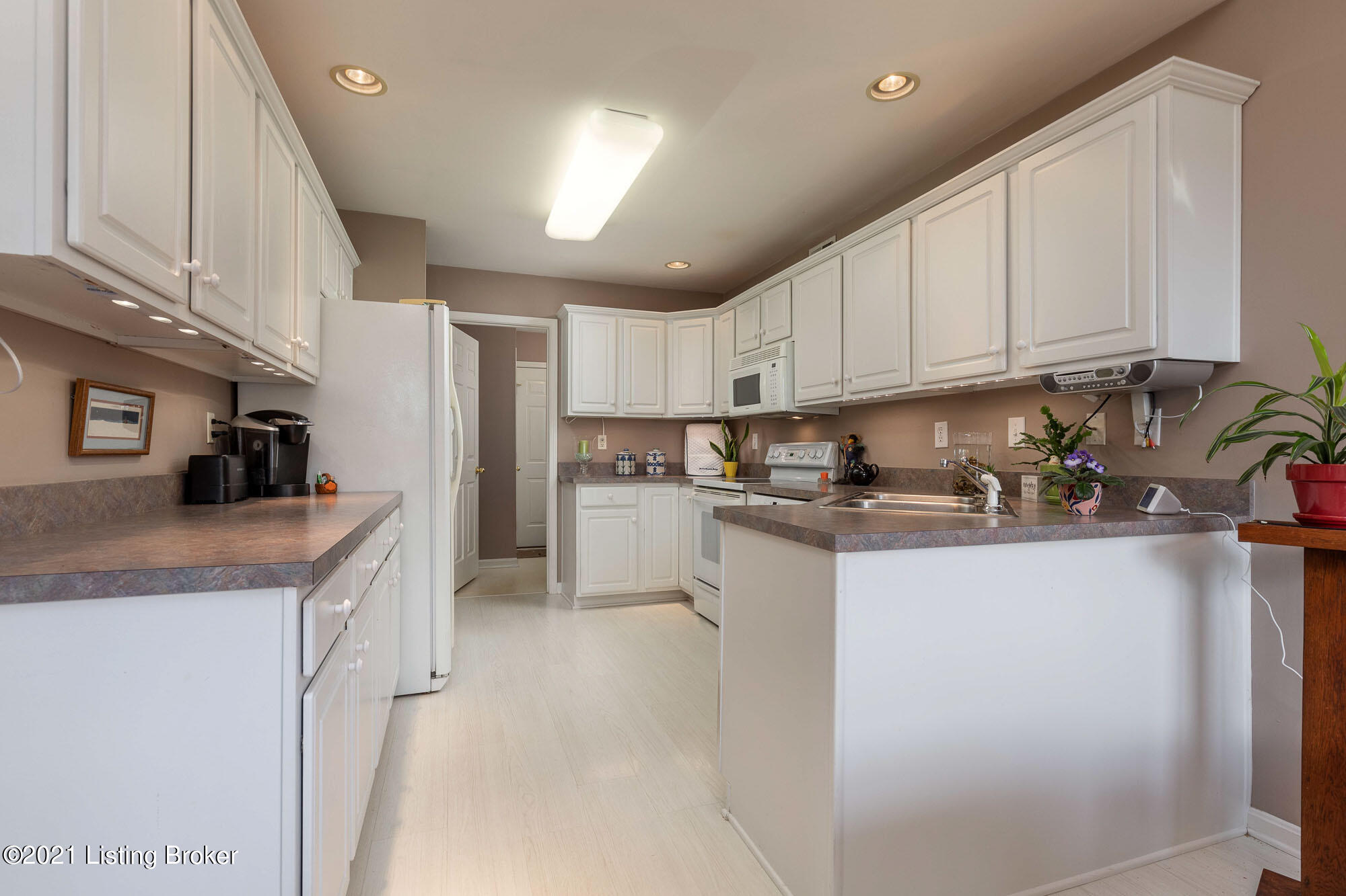 4204 Garden Ridge Road Crestwood, KY 40014 - Photo 10 of 42 GardenRidge012
