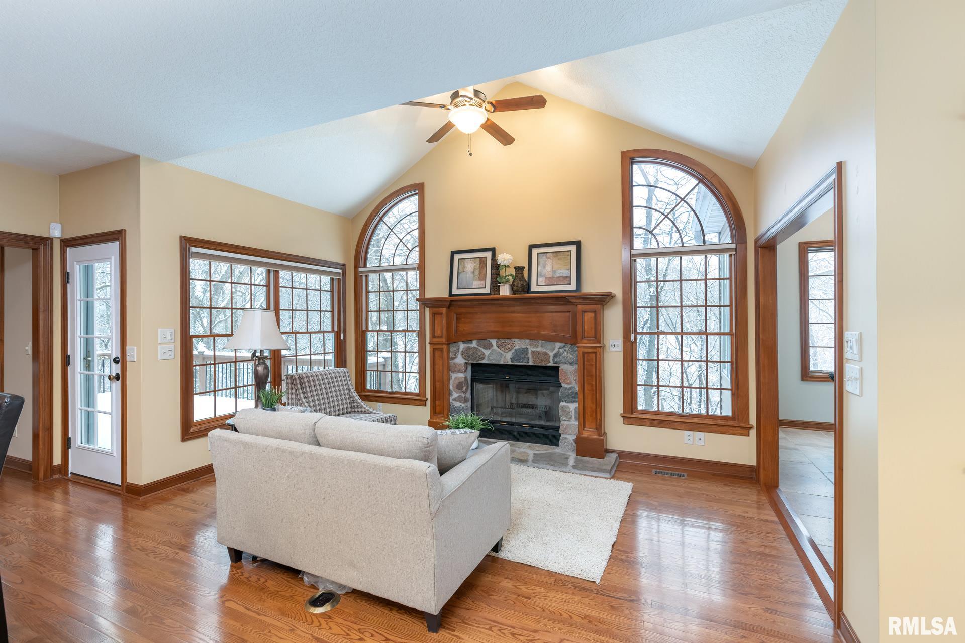 6740 Little Cabin Road Bettendorf, IA 52722 - Photo 15 of 39 Gallery Image 15