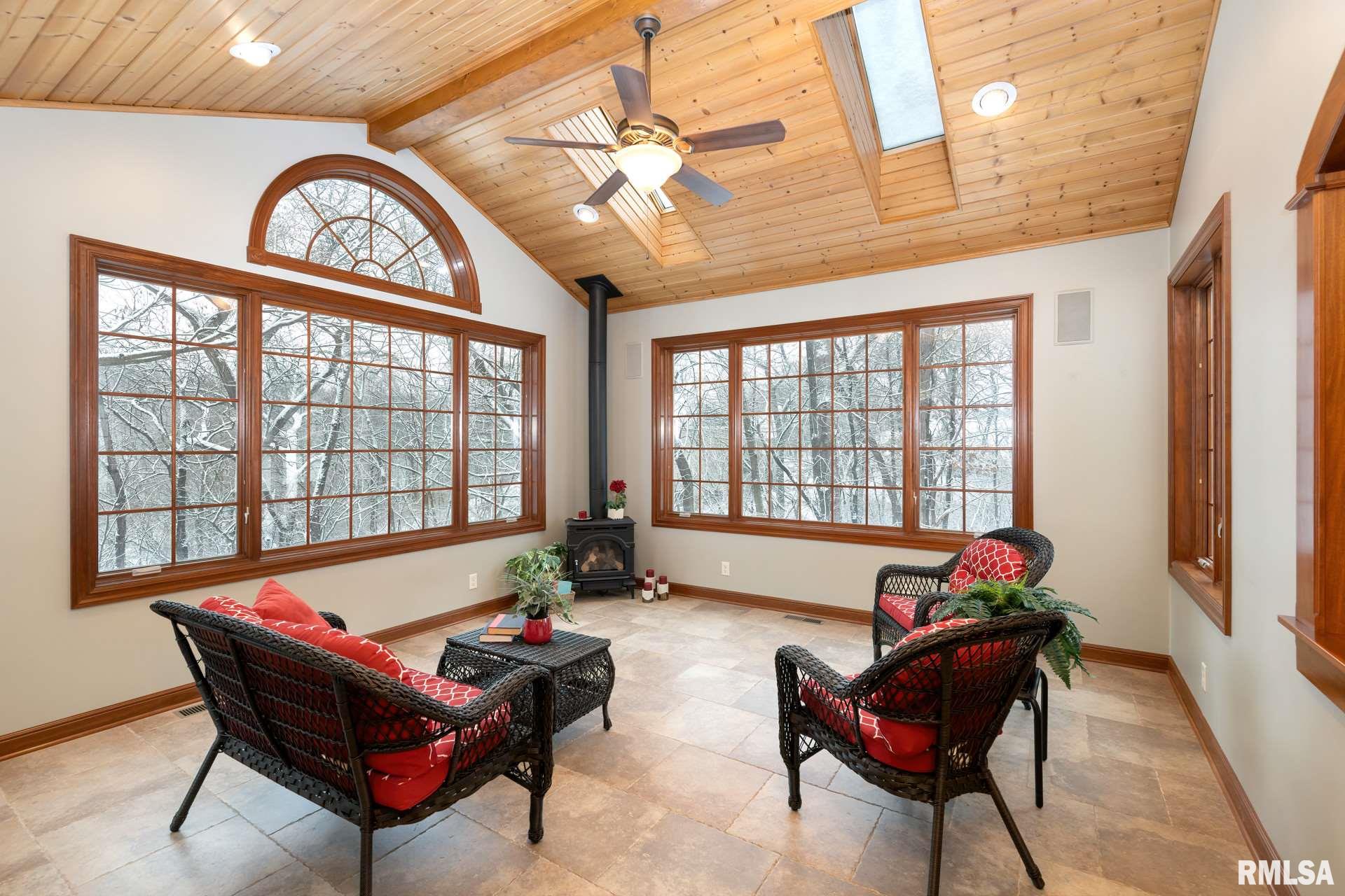 6740 Little Cabin Road Bettendorf, IA 52722 - Photo 18 of 39 Gallery Image 18