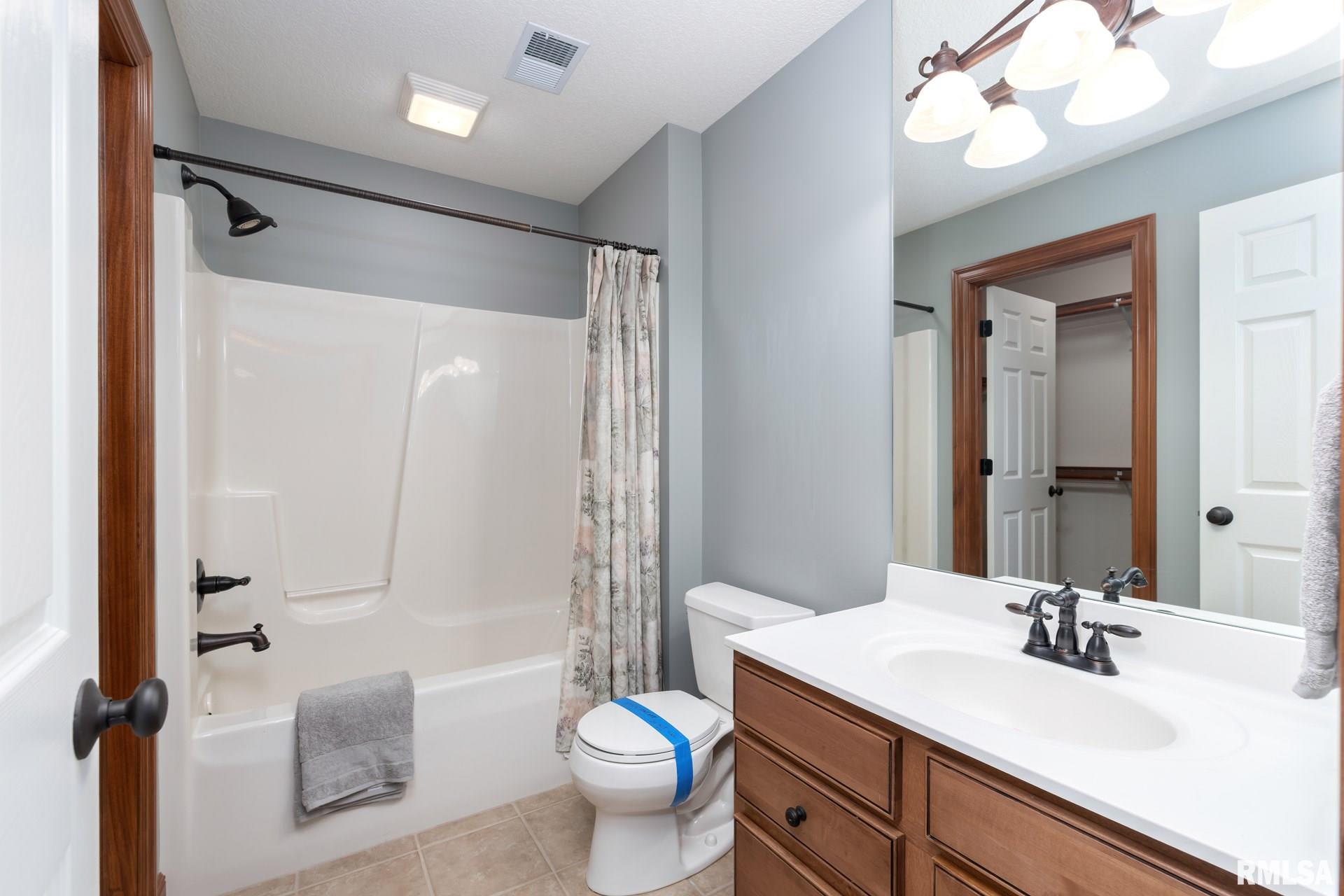 6740 Little Cabin Road Bettendorf, IA 52722 - Photo 28 of 39 Gallery Image 28