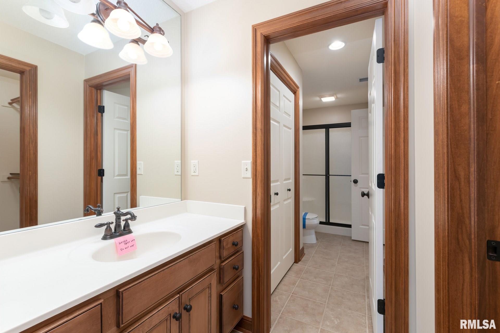 6740 Little Cabin Road Bettendorf, IA 52722 - Photo 30 of 39 Gallery Image 30