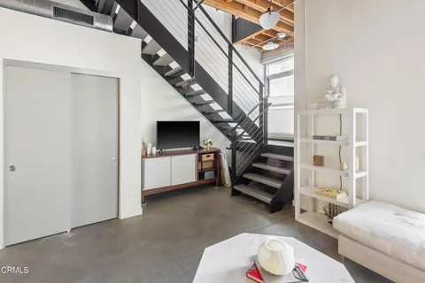 $844,000 | 527 Molino Street, Unit 108, Los Angeles, CA 90013