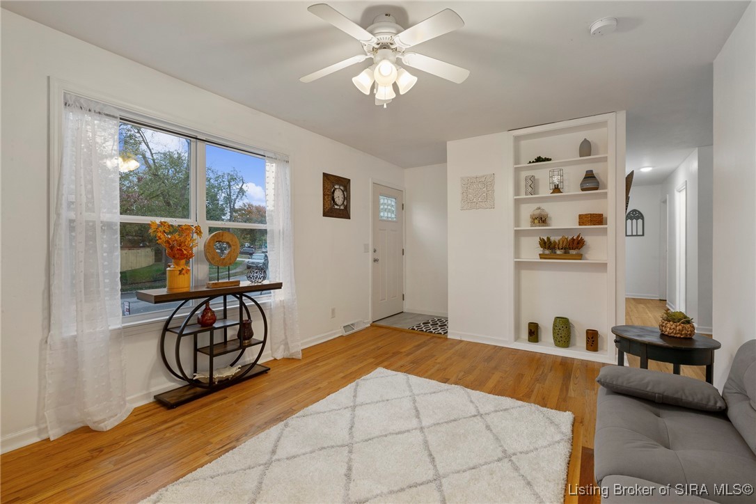 902 Assembly Road Jeffersonville, IN 47130 - Photo 12 of 41