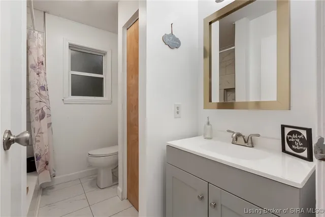 $195,000 | 902 Assembly Road, Jeffersonville, IN 47130