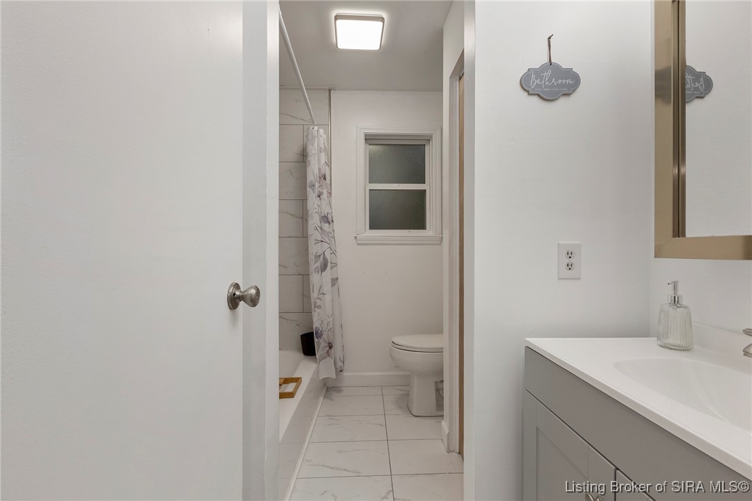 902 Assembly Road Jeffersonville, IN 47130 - Photo 20 of 41