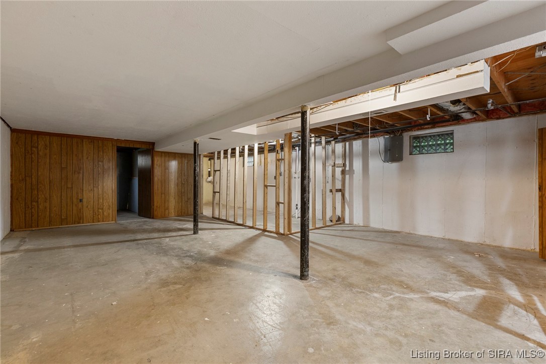 902 Assembly Road Jeffersonville, IN 47130 - Photo 31 of 41