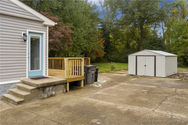 $195,000 | 902 Assembly Road, Jeffersonville, IN 47130