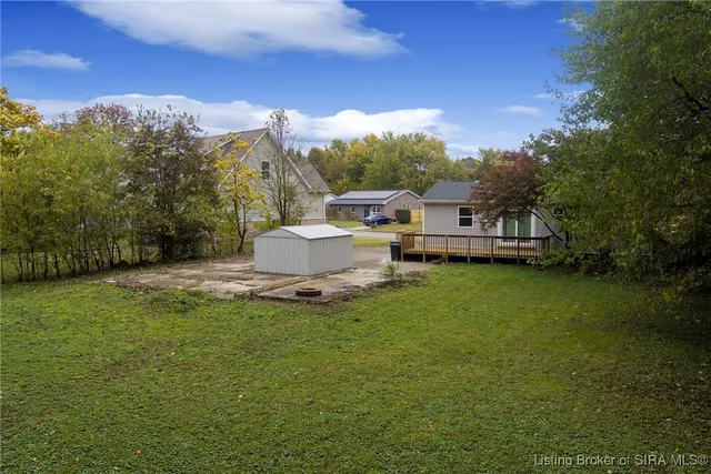 $195,000 | 902 Assembly Road, Jeffersonville, IN 47130