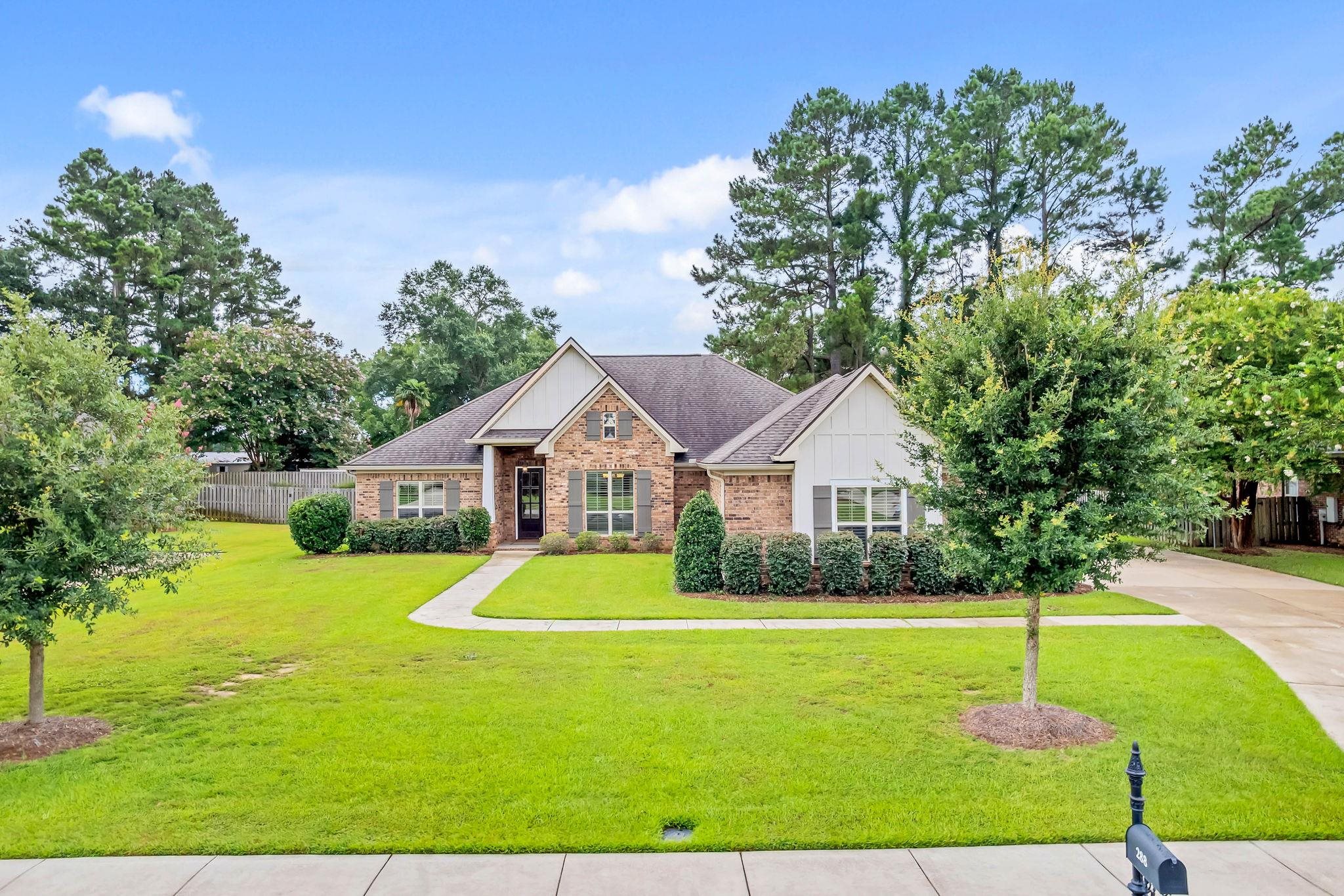 288 Saffron Avenue Fairhope, AL 36532 - Photo 1 of 33