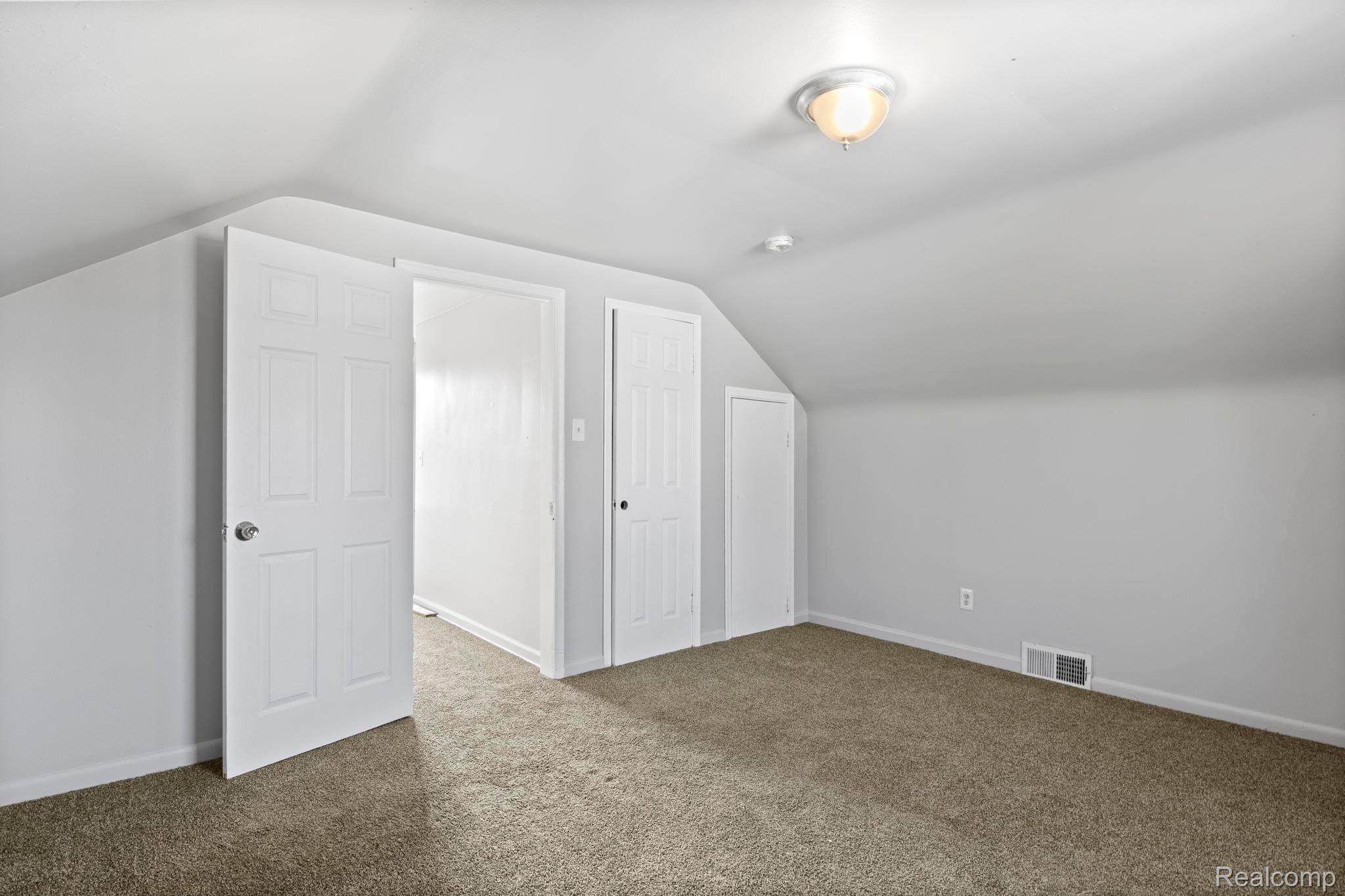 21507 Waltham Road Warren, MI 48089 - Photo 21 of 28 Gallery Image 21