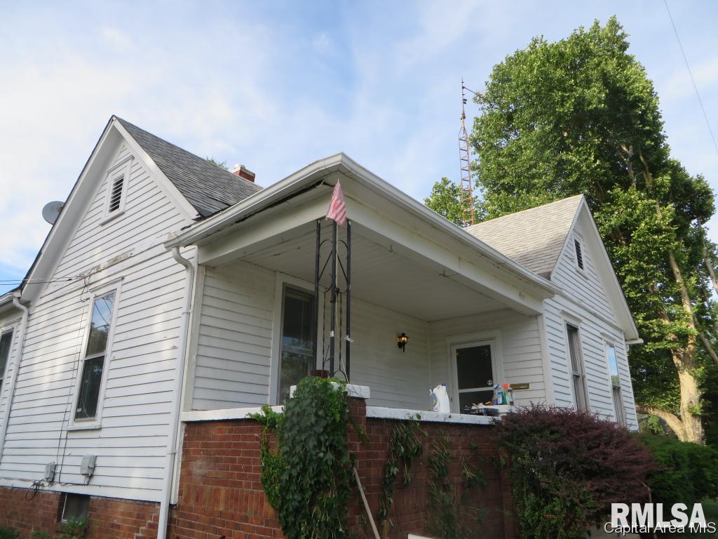 419 Union Street Springfield, IL 62702 - Photo 1 of 10