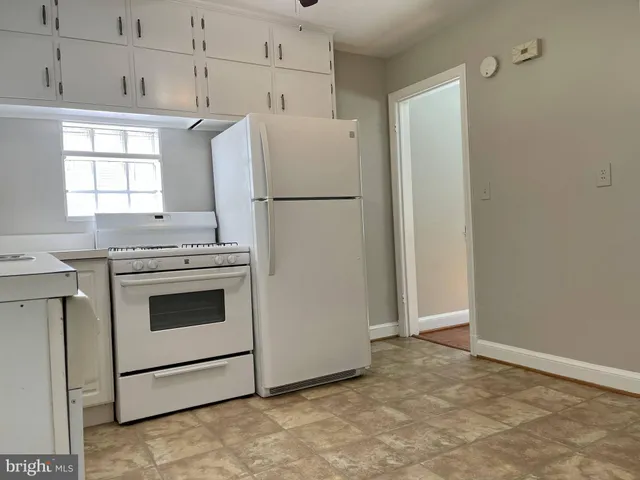 $2,950 | 5817 Kingswood Road, Bethesda, MD 20814