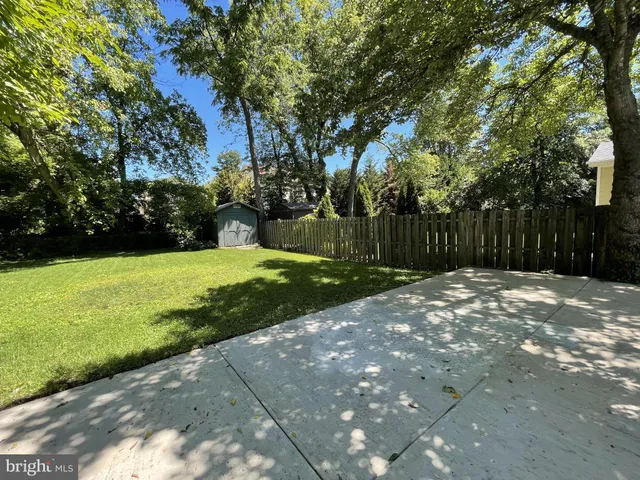 $2,950 | 5817 Kingswood Road, Bethesda, MD 20814