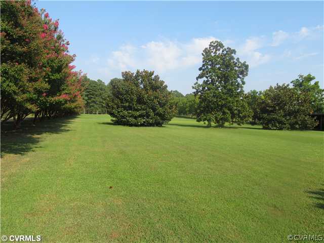 527 Twiggs Ferry Road Hartfield, VA 23071 - Photo 11 of 12 Exterior Front