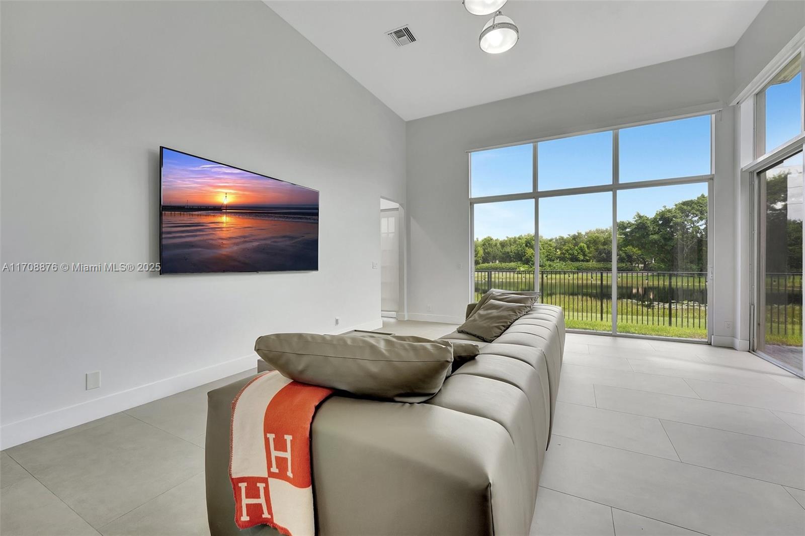 19086 Park Ridge Street Weston, FL 33332 - Photo 15 of 45