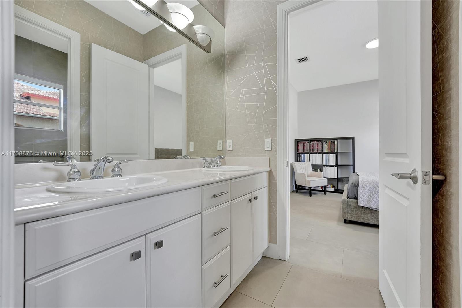19086 Park Ridge Street Weston, FL 33332 - Photo 35 of 45