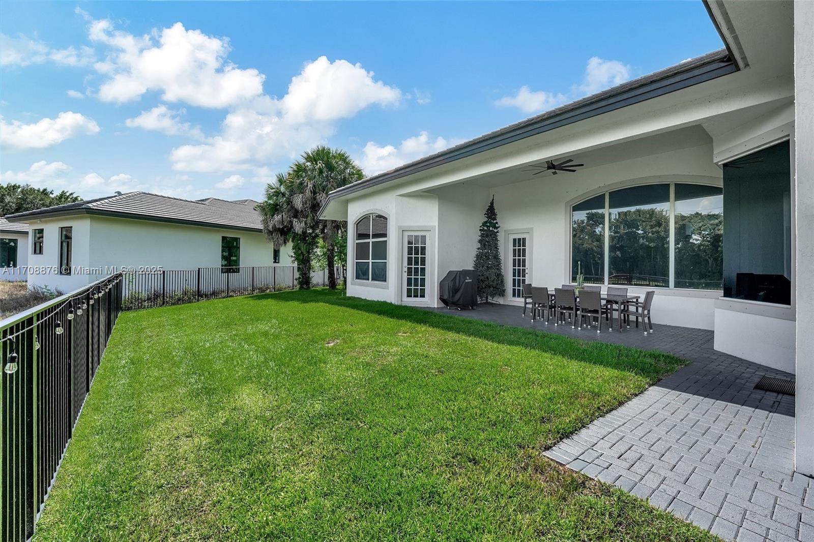 19086 Park Ridge Street Weston, FL 33332 - Photo 40 of 45