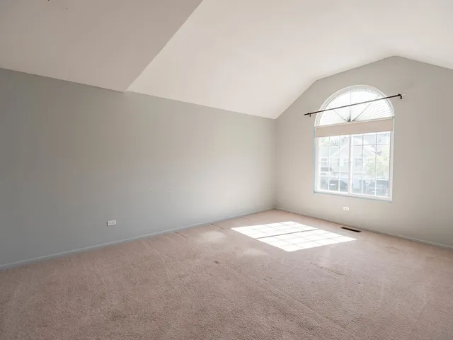 $234,900 | 2214 Colorado Avenue, Unit 2214, Elgin, IL 60123