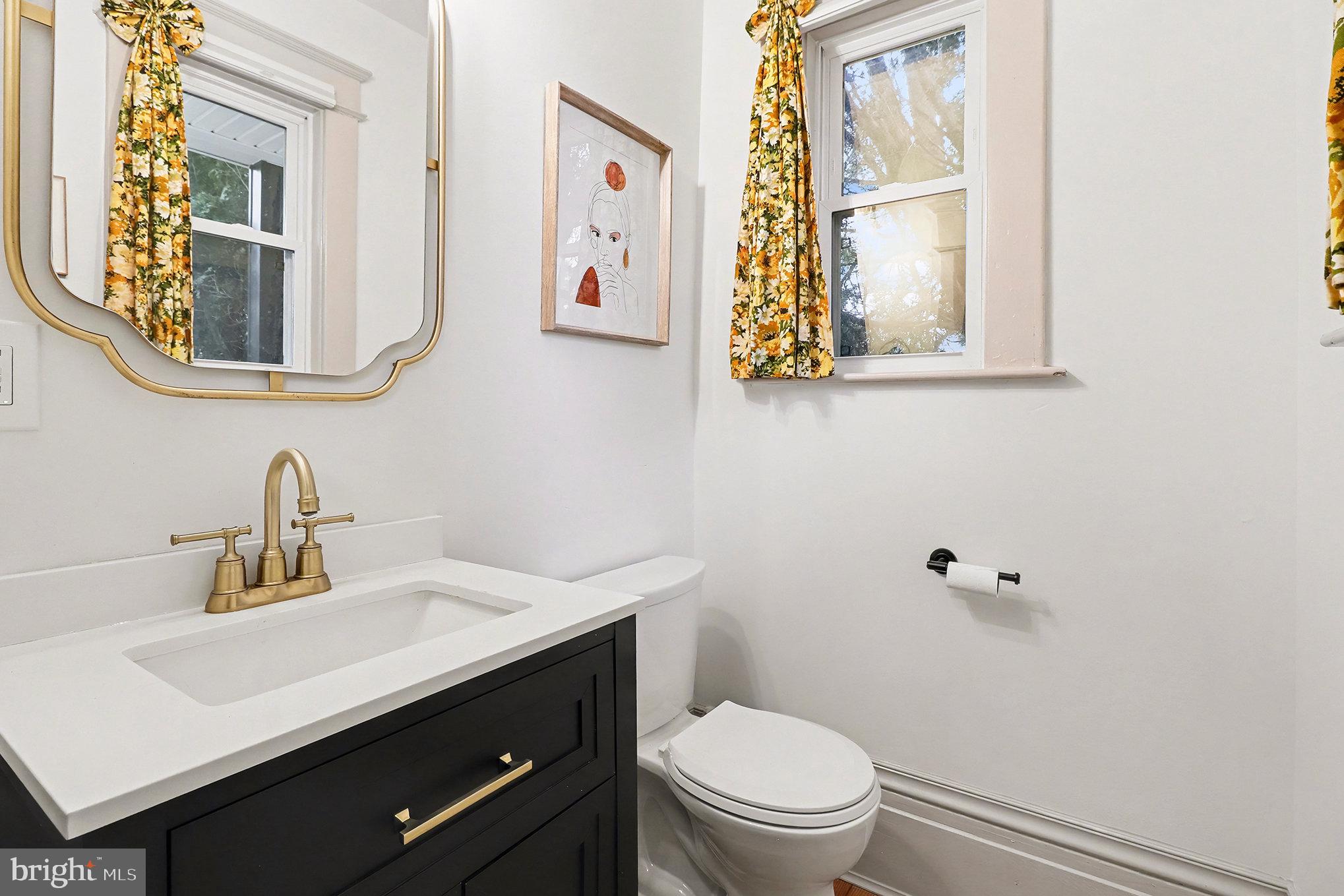 24 East Orange Street Lititz, PA 17543 - Photo 17 of 36