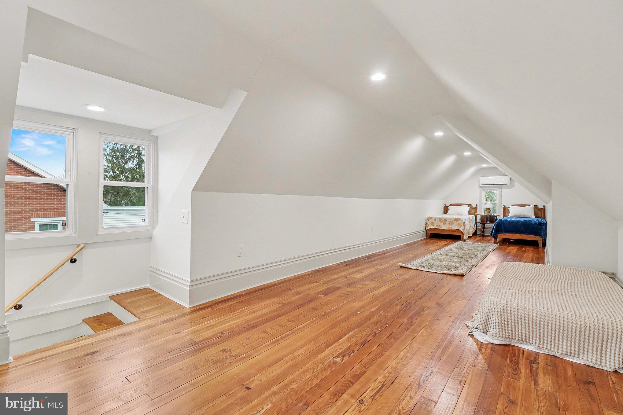 24 East Orange Street Lititz, PA 17543 - Photo 26 of 36