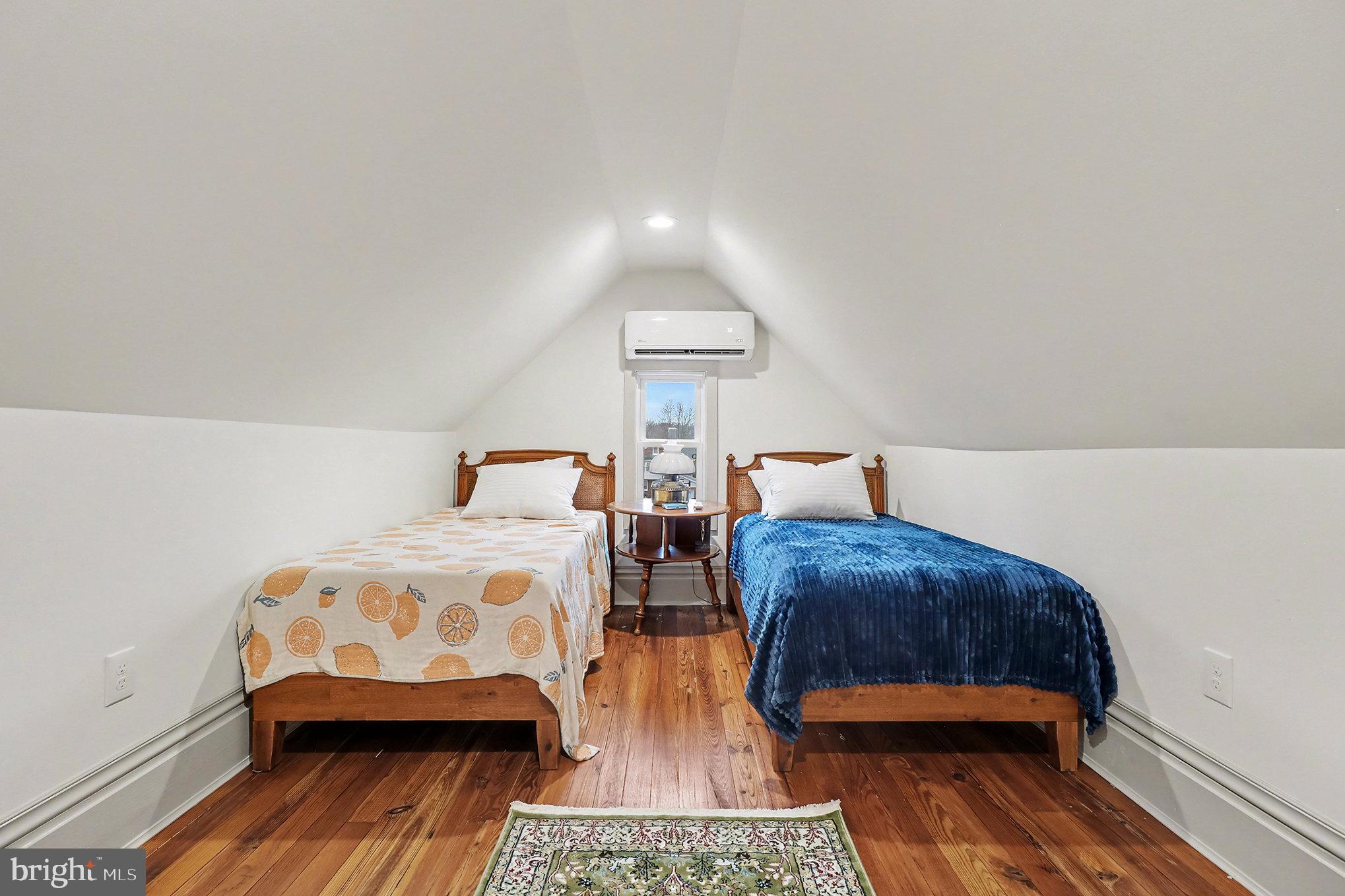 24 East Orange Street Lititz, PA 17543 - Photo 27 of 36